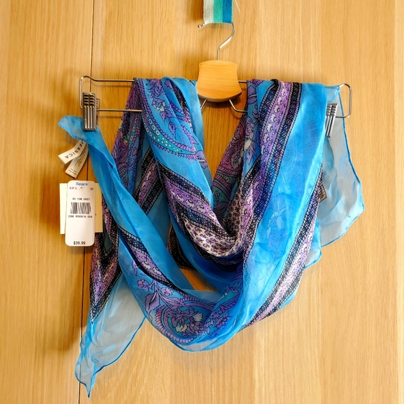 100% Silk Scarf - Picture 1 of 6